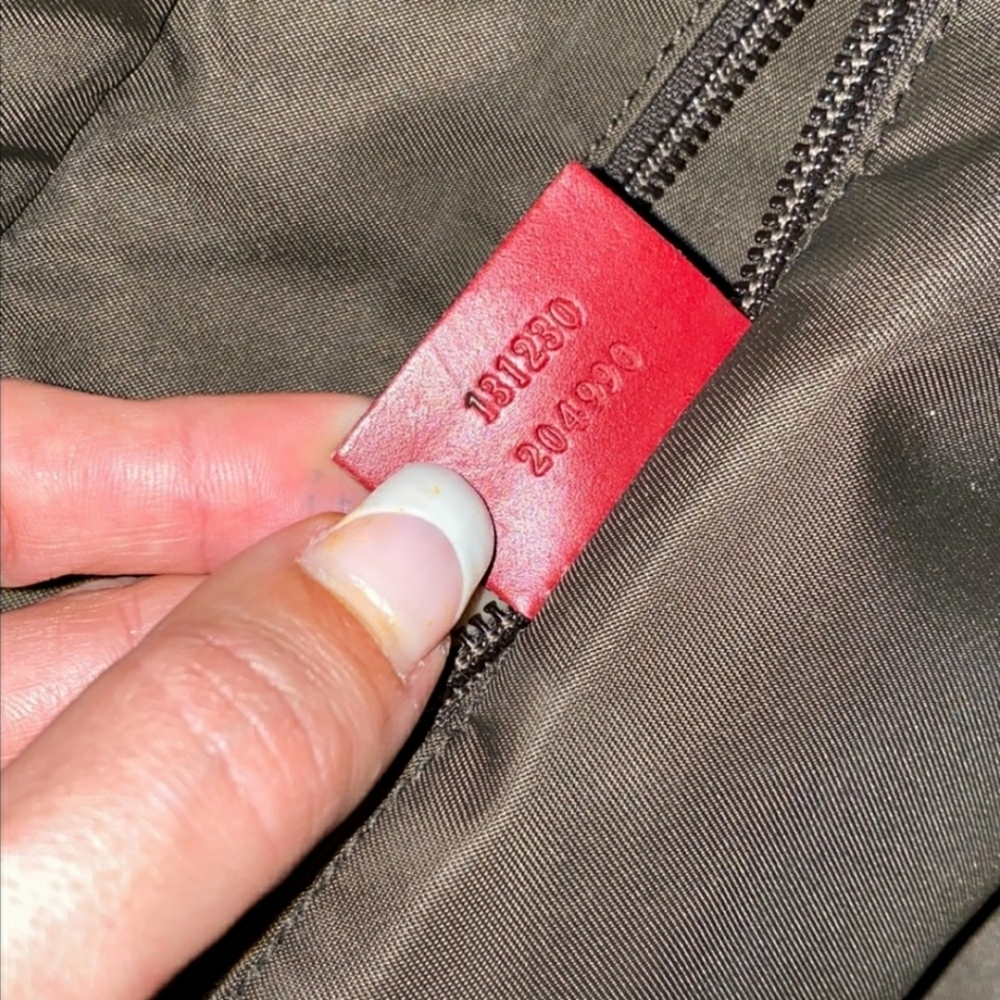 Gucci Bag - Picture 6 of 6